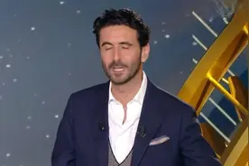 重量级奖项公布！姆巴佩强势当选 包揽年度法甲+U21最佳球员视频封面