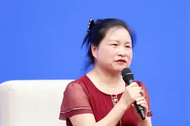 盲人心理辅导老师刘芳：什么是教育？就是爱。什么是爱？就是陪伴