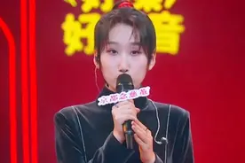 首次露脸的等什么君终于来了，一起来听听她唱的最好听得五首歌曲