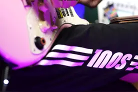 #电吉他 #电吉他solo  GTRS自带效果器内录#讲不出再见 前奏，经典旋律！视频封面