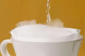 滚烫的热水如何快速降温？教你1个小妙招，真是长见识了