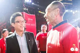 中国第三大富豪：1980年出生，身价2178亿，公司市值5000多亿元！视频封面