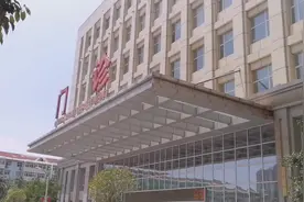 实拍邯郸市中心医院全市最大最好的医院，挂号排队人山人海视频封面