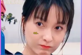 破防了，吴昕当年被造型师恶意剪掉长发，又被台里指责，于是就一直保留了短发的造型#吴昕 #何炅 视频封面