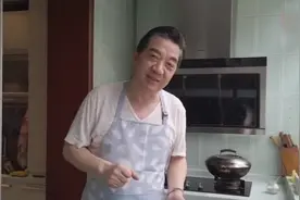 局座的老伴拯救了银河系，局座吐槽他老伴只会做黑暗料理！视频封面