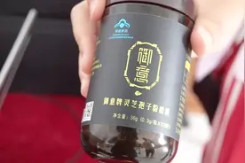 老人花3万买保健品，被要求每天吃16粒！执法人员：涉嫌虚假宣传