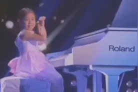 曾经王炸美国的钢琴小姑娘现在怎样啦？