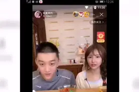 猫妹妹号疑似降权限流人气低迷，无奈换小号直播视频封面