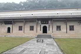 坐落在湖南双峰县荷花村的清朝洋务第一人曾国藩故居里面有些啥宝视频封面