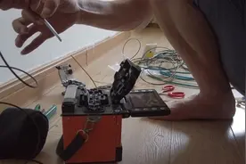 这客户闭路电视不看了，装2条移动宽带看电视，用闭路线带光纤线视频封面