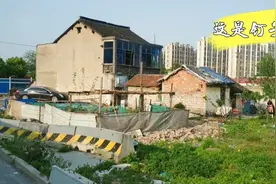 上海普陀区一户土豪，有私人停车位和露天花园，正在等待拆迁视频封面