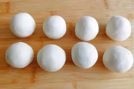 农村妈妈教你做糯米豆沙包，香甜软糯，不发面不醒面，简单美味！