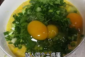 龙虾虾黄开起新吃法，这样做，让你吃了还想吃