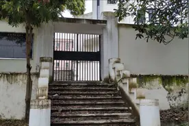 广东罗定罗镜“区寿年故居”