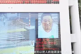 还敢违法不？济南经十路，闯红灯就给你上大屏展示！不打码哟视频封面