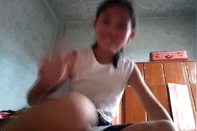 打开的时候，太漂亮了，被她吸引住了，哈，待会穿汉服，给你们看