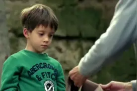 当没有血缘的外国孙子来到农村爷爷家，会发生怎样的有趣的事呢？视频封面