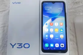拆封vivo y30手机视频封面