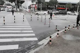 嗨！长沙最大的二手车市场，这里的车太实惠了！视频封面
