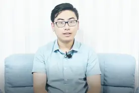 皮肤黑的男生夏天如何穿衣搭配？视频封面