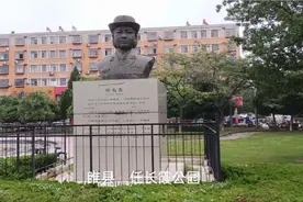 到河南商丘睢县，去瞻仰“警界女神警”任长霞的塑像视频封面