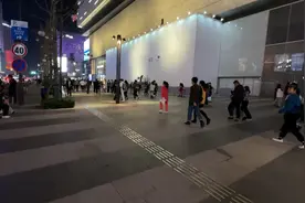 iPhone12城市夜晚视频拍摄，4K60帧广角模式视频封面