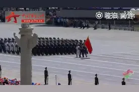 原来三军仪仗队里那么多山东兵！旗手护旗手包括队长都是山东的！视频封面