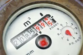 水费总是交很多怎么办？学学这几个方法，月底能省下一大半水费！视频封面