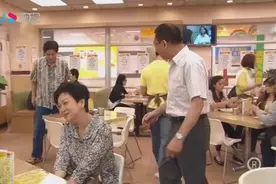 大叔两个儿子一个律师一个警察，居然还有人敢收保护费视频封面