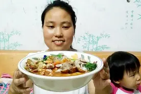 燕子做家常米线，简单快速，简单易学，麻辣过瘾，3碗不够吃
