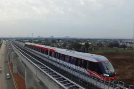 第一次体验长沙磁悬浮列车，国内第二条磁悬浮线，比想象中慢多了视频封面