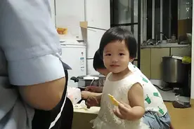 女儿会叫爸爸了