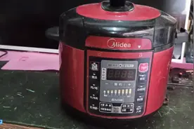 美的高压锅不通电维修，只是坏了一个保险丝
