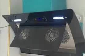 家里油烟机抽不走烟，师傅告诉你其实原因在这里！视频封面