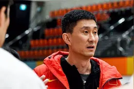 起底中国男篮教练背景！杜锋岳父是高官，郭士强前妻职位神秘视频封面
