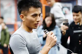 第八冠！军哥赛后采访：三分进步源自苦练，还想获得更多冠军！