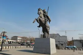 自驾河北省石家庄市正定县的古长城景区，有骑马雕像古城墙环境好视频封面