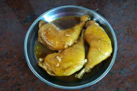 电饭锅焗鸡腿，简单懒人做法，好吃健康小孩抢之吃