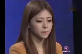 渣女傍大款现场离婚，故事讲完跪求复合，说出真相全场佩服穷小子视频封面