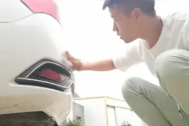 车油漆被划伤 牙膏到底能不能擦掉亲自实验分享 会有奇迹发生吗