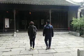 无锡惠山古镇参观杨氏祠堂视频封面