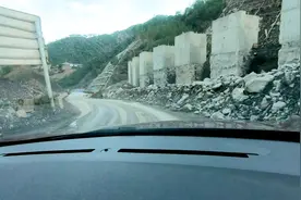 泸沽湖自驾游，180多公里的崎岖山路，看看有多危险！视频封面