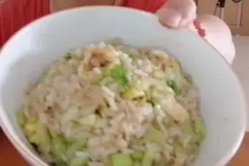 小时候妈妈教我做的炒饭“姜蛋炒饭”今天自己也做个来吃