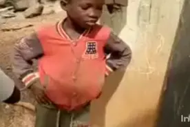 到非洲闯荡的广西上林人，也把壮话带给了当地的非洲人~视频封面