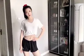 东北美女为啥都很高？172cm的赞赞告诉你，她回老家能算什么水平