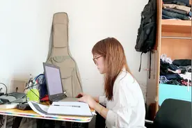 深漂晶晶：离职第一天，今天面试三家外贸公司，做好准备，出发！