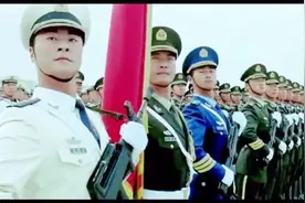 威武雄壮的《中国人民解放军进行曲》