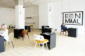 世界上独一无二的单人餐厅，一张桌子只允许1个人，避免尴尬！