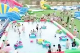 去哪避暑？赶快呼朋唤友，来乌金山水上乐园，清凉一夏吧！视频封面