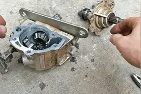 三轮摩托车倒挡器内部结构以及工作原理分享给大家“重启”视频封面